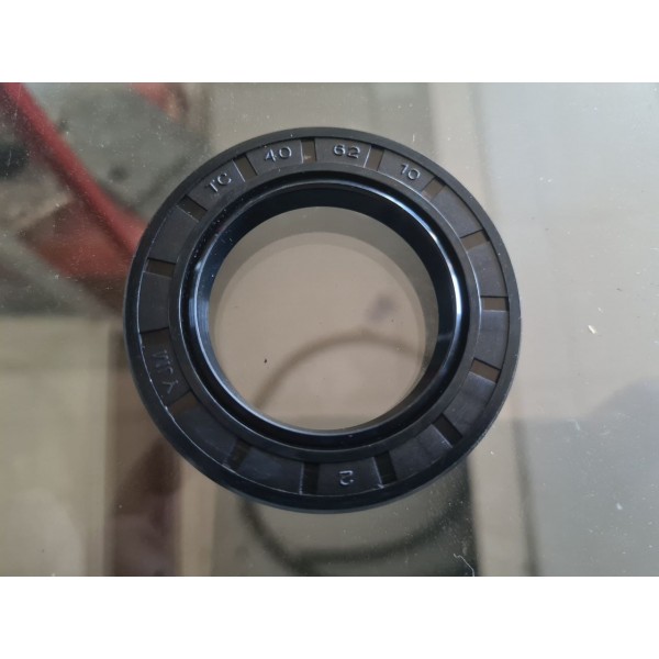 Сальник 40x62х10 косилки Z-069, Z-178 1.35, 1.65 м фирмы Wirax